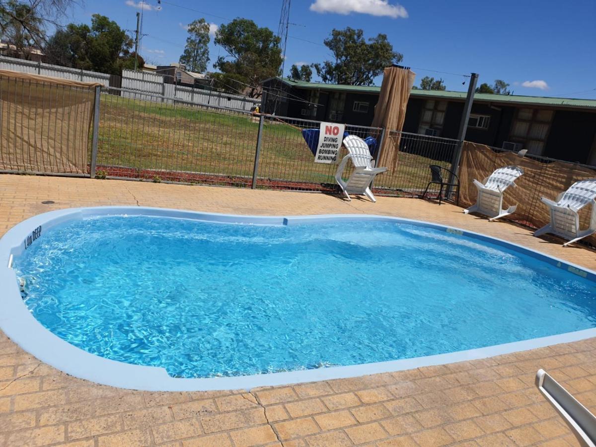 Coolabah Motel Walgett エクステリア 写真